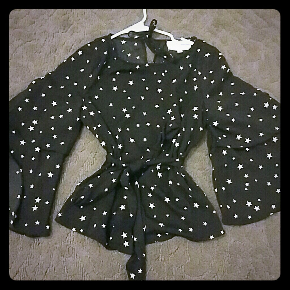 Black and white star blouse
